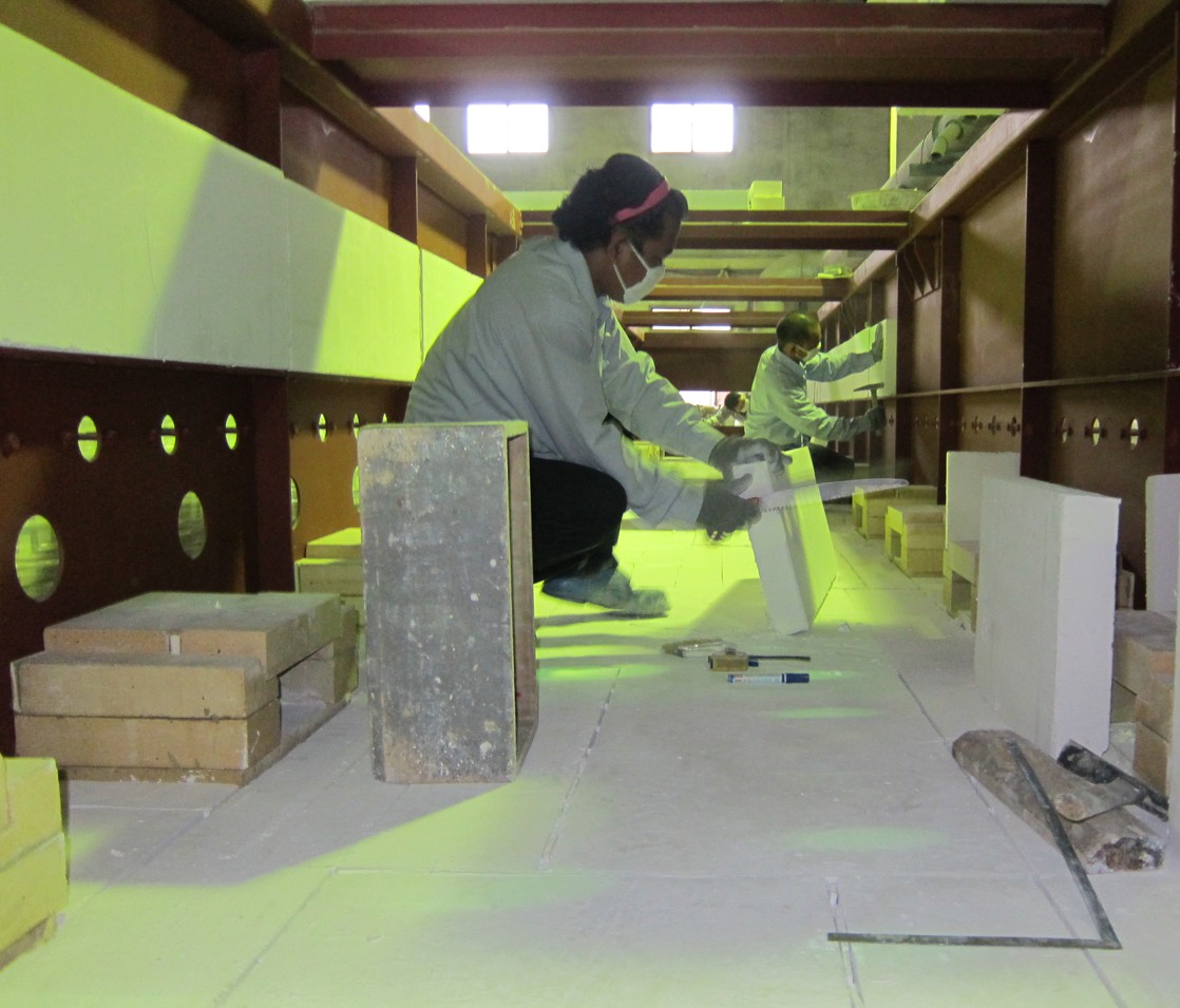 calcium silicate board 250kg/m3 installed Heat Treatment Furnace insulation application